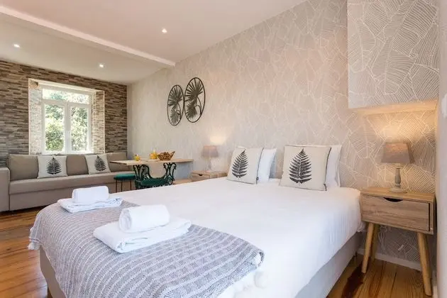 Stüdyo, Nehir Manzaralı