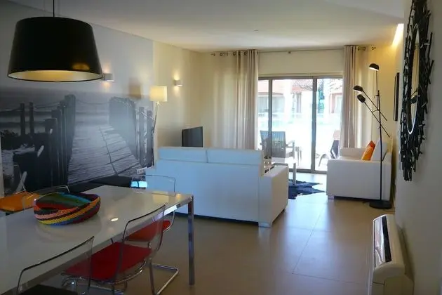 Villa, 3 Yatak Odası, Havuz Manzaralı