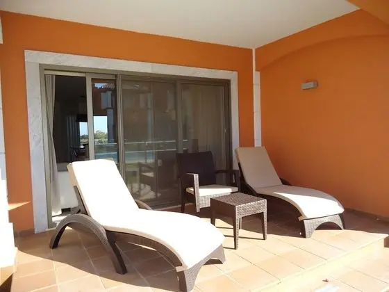 Villa, 3 Yatak Odası, Havuz Manzaralı
