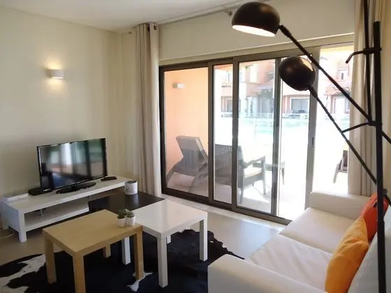 Villa, 3 Yatak Odası, Havuz Manzaralı