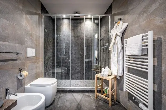 Süit, Nehir Manzaralı (Prestige)