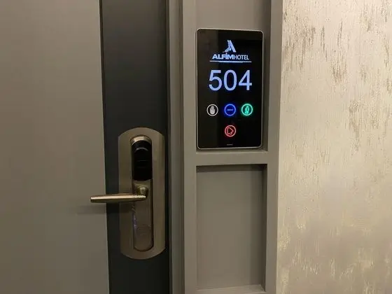 Standart Oda, Şehir Manzaralı