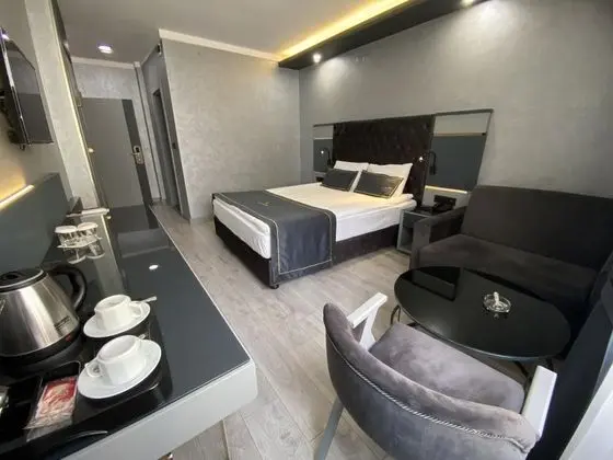 Standart Oda, Şehir Manzaralı