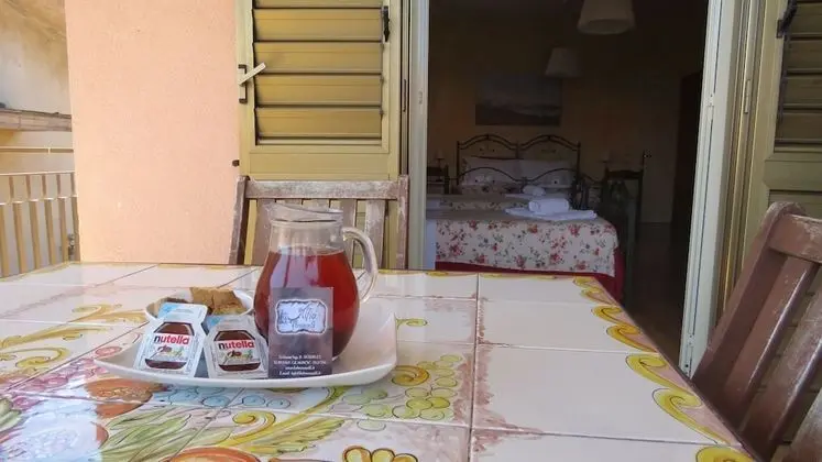 Dört Kişilik Oda (Red)