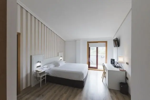 Superior Büyük Yataklı Tek Kişilik Oda