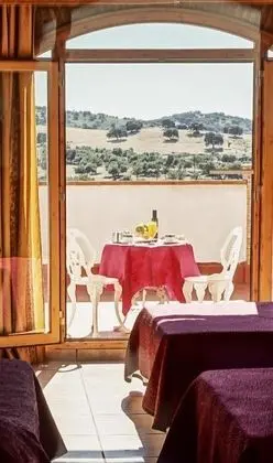 Tek Büyük Yataklı Oda, Teras (or doble)