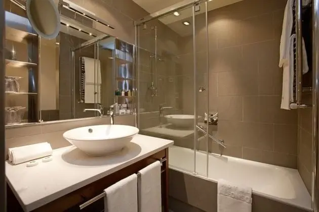 Tek Büyük Yataklı Oda (with living room)