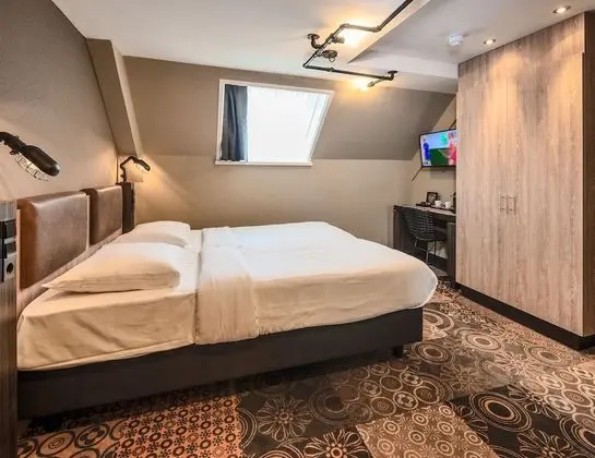 Design İki Ayrı Yataklı Oda