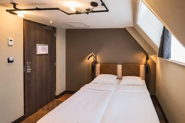Design İki Ayrı Yataklı Oda
