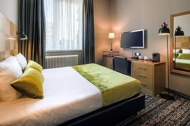 Economy Tek Büyük Yataklı Oda