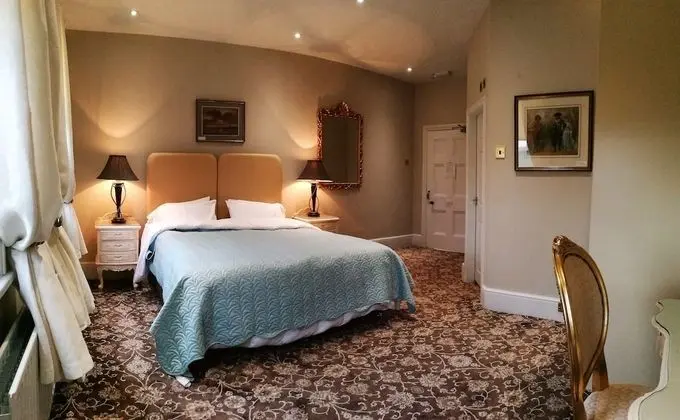 Tek Büyük Yataklı Oda