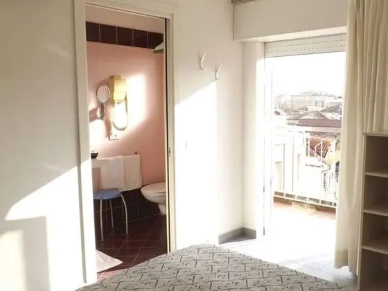 Economy Tek Büyük Yataklı Oda