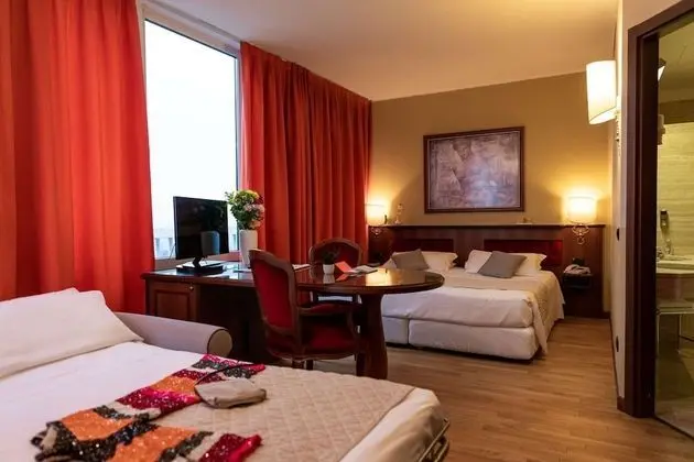 Comfort Dört Kişilik Oda