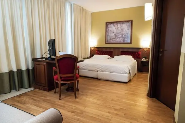 Comfort Dört Kişilik Oda