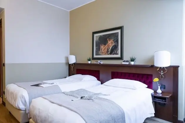 Comfort Tek Büyük Yataklı Oda