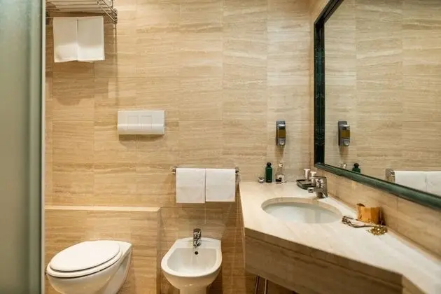 Comfort Tek Büyük Yataklı Oda