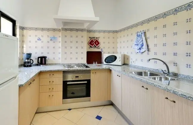Apart Daire, 2 Yatak Odası, Deniz Manzaralı, Denize Bakan