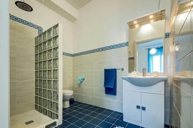 Deluxe Tek Büyük Yataklı Oda, Balkon (Cigni)
