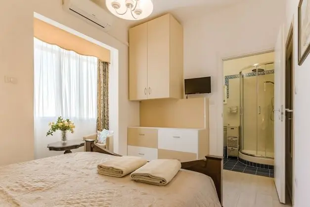 Tek Büyük Yataklı Oda, Deniz Manzaralı (Marina 2)