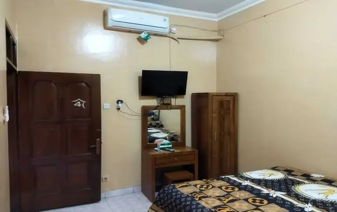 Standard Tek Büyük Yataklı Oda (First Floor)