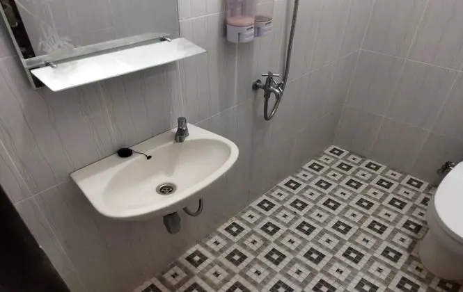 Standard Tek Büyük Yataklı Oda (First Floor)