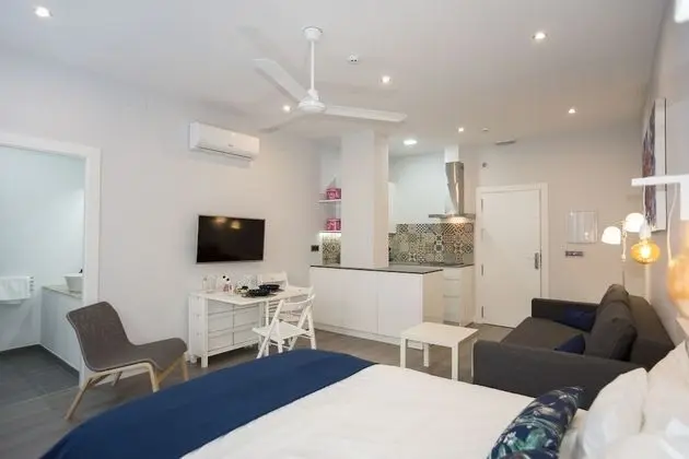 Çatı Katı (Loft), 1 Çift Kişilik Yatak ve Çekyat