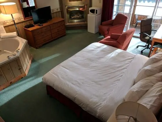 Honeymoon Süit, 1 En Büyük (King) Boy Yatak, Göl Manzaralı