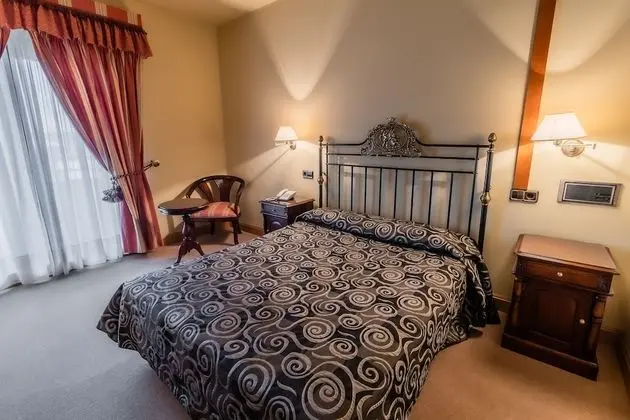 Superior Tek Büyük Yataklı Oda