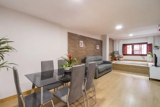 Apart Daire, 2 Yatak Odası, Mutfak