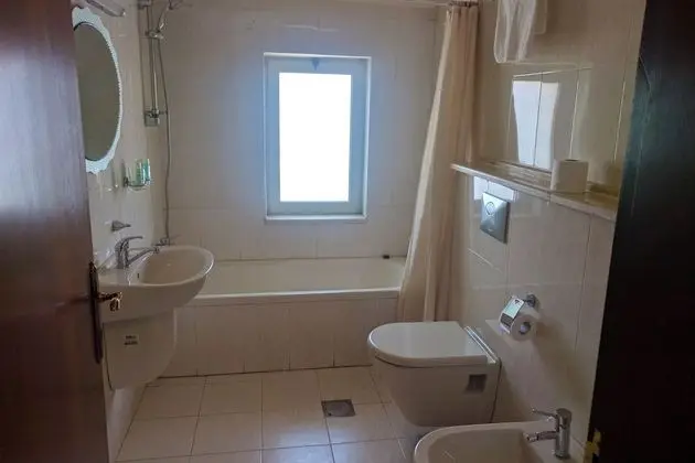 Premium Tek Büyük Yataklı Oda