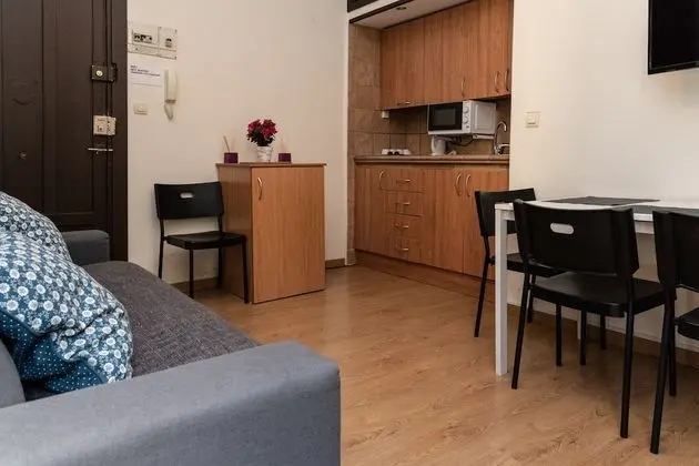 Apart Daire, Balkon