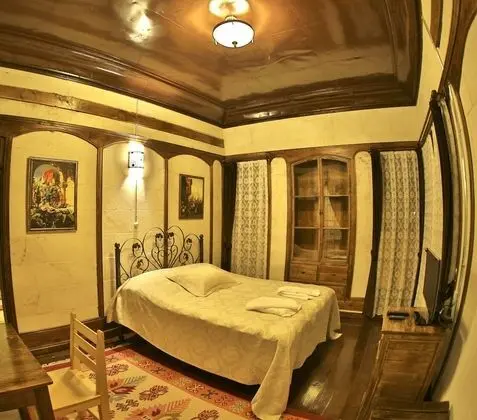Standard Tek Büyük veya İki Ayrı Yataklı Oda