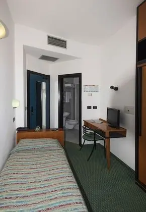 Economy Tek Kişilik Oda