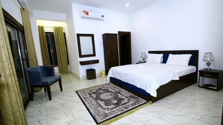 Deluxe Tek Büyük veya İki Ayrı Yataklı Oda