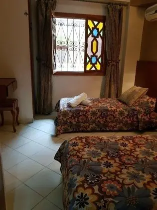 Tek Büyük veya İki Ayrı Yataklı Oda