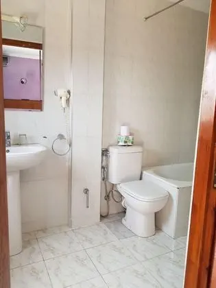 Tek Büyük veya İki Ayrı Yataklı Oda