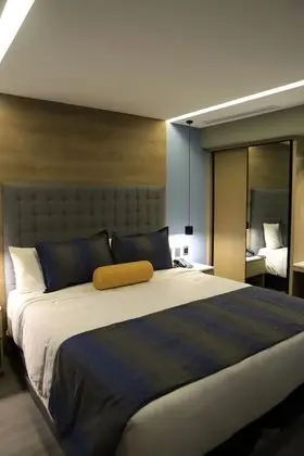 Top Suite King