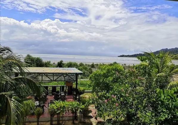 Deluxe King Seaview