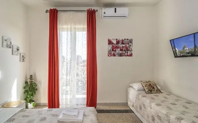 Deluxe Tek Büyük Yataklı Oda, Özel Banyo, Şehir Manzaralı