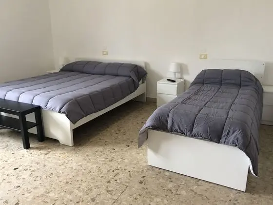 Dört Kişilik Oda, Şehir Manzaralı