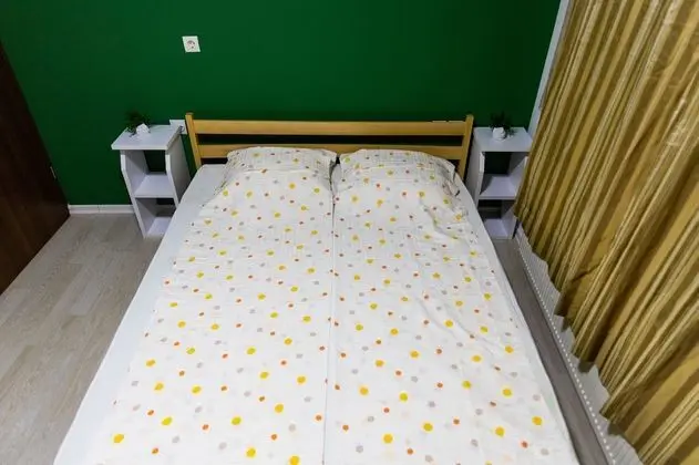 Classic Tek Büyük Yataklı Oda