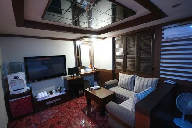 Deluxe Tek Büyük Yataklı Oda (New Building)