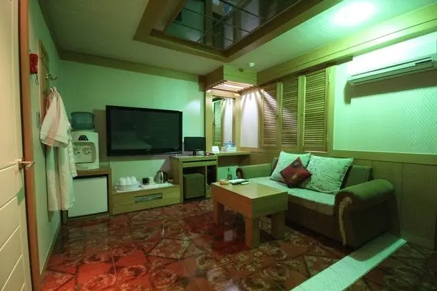 Deluxe Tek Büyük Yataklı Oda (New Building)