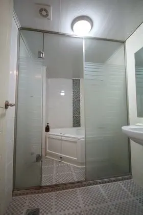 Deluxe Tek Büyük Yataklı Oda (New Building)