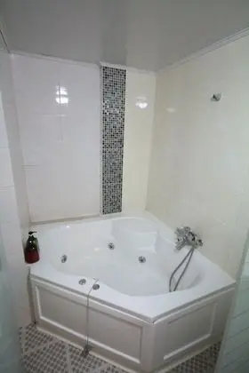Deluxe Tek Büyük Yataklı Oda (New Building)