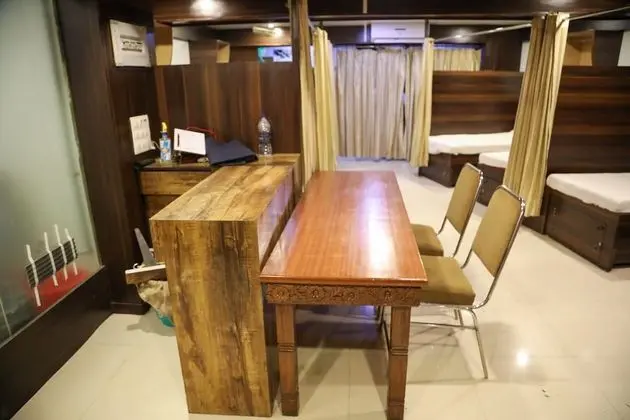 Basic Ortak Ranzalı Oda, Sigara İçilmez, Şehir Manzaralı