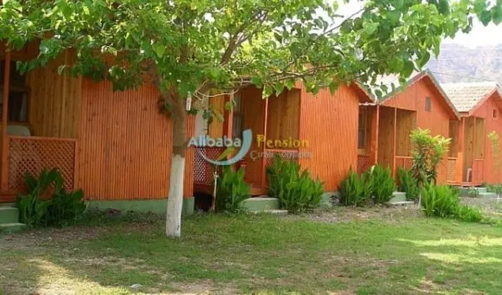 Bungalow, Bahçe Manzaralı