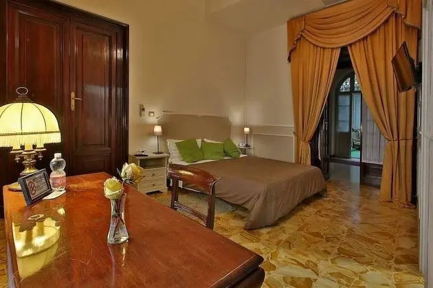Deluxe Tek Büyük Yataklı Oda, Şehir Manzaralı