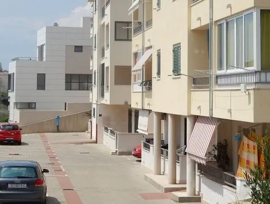 Apart Daire (Alica - free parking - A(4+2))