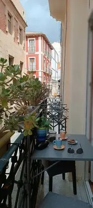 Tek Büyük Yataklı Oda, Ortak Banyo, Şehir Manzaralı